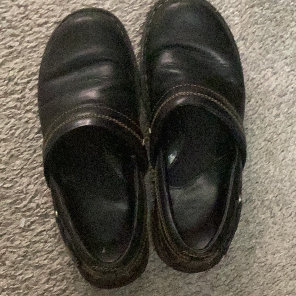 Born clogs